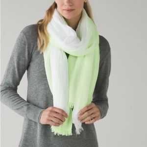 Lululemon neon yellow cotton/linen blend ombré Warrior” scarf wrap